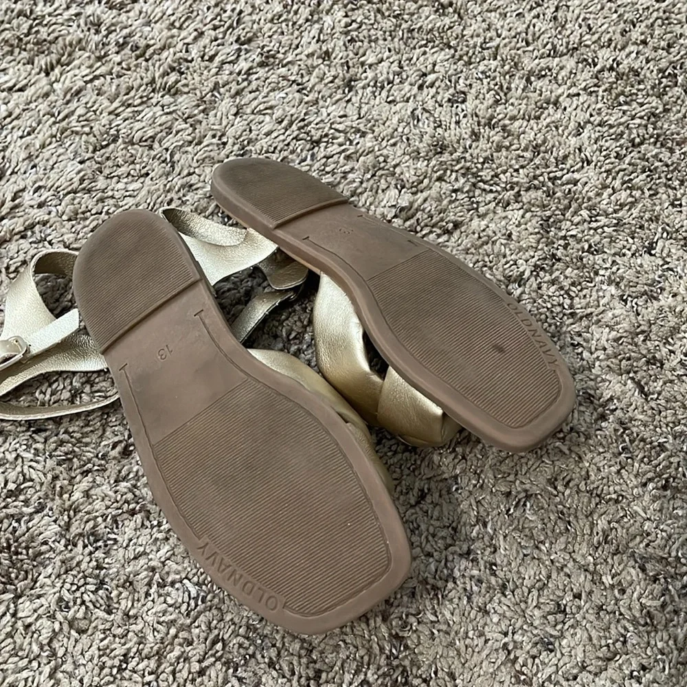 Old Navy Girl Gold Sandals Size 13